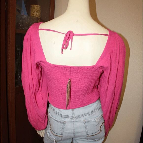 B O G Collective Pink Peasant Crop Top - Picture 3 of 10